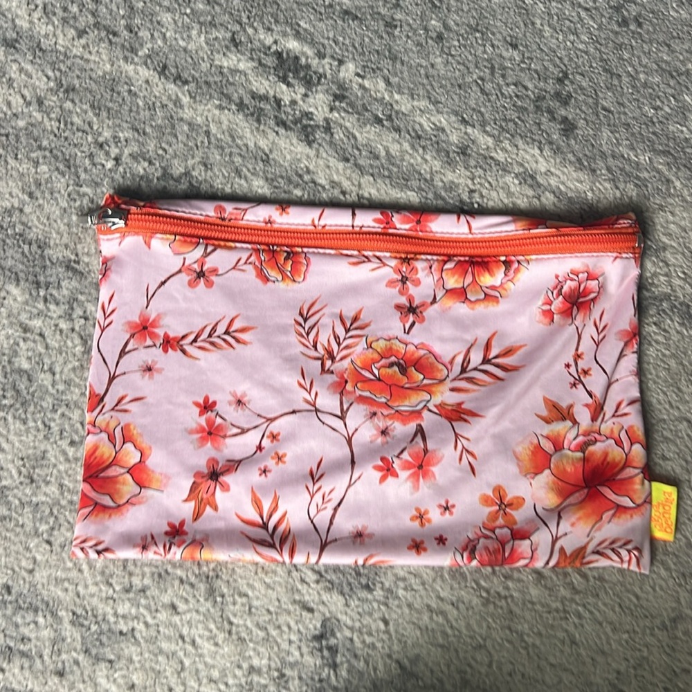 Agua Bendita Travel Swim Zip Bag